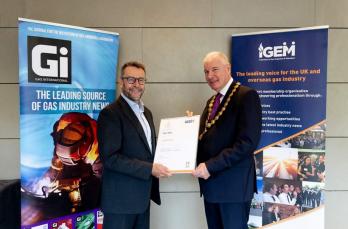 SGN's Chief Executive Officer Mark Wild MBE (left) being presented with IGEM Companion award by our Head of Network Strategy and IGEM President Andrew Musgrave